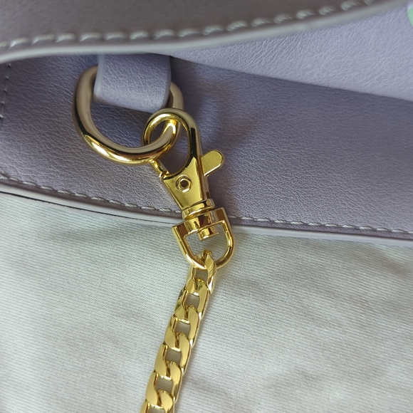 Lilac purple envelope clutch with gold accents and removable chain, NWOT - Picture 5 of 8